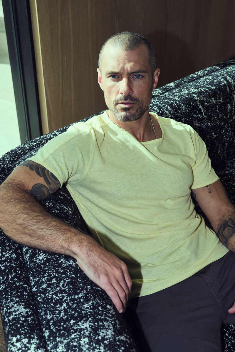 Men's Cotton Linen Patch Sleeve Tee — Yellow
