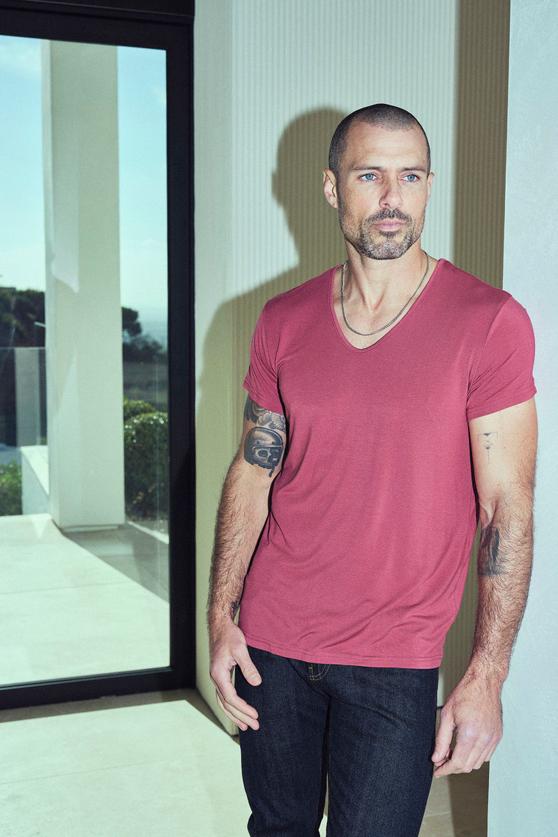 Men's Modal V-Neck Tee — Burnt Red