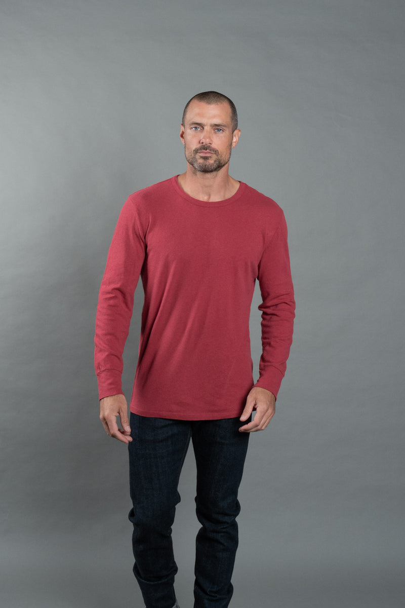 Men's Linen Blend Wide Cuff Long Sleeve Tee — Burnt Red