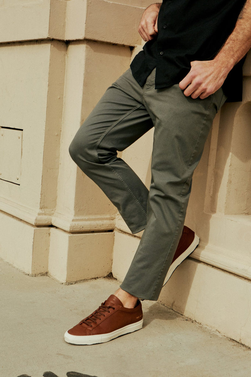 Men's Slim Fit Twill Pant — Green