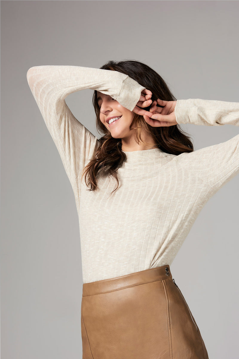 WOMEN'S MELANGE SWEATER PULLOVER - CAMEL — CAMEL