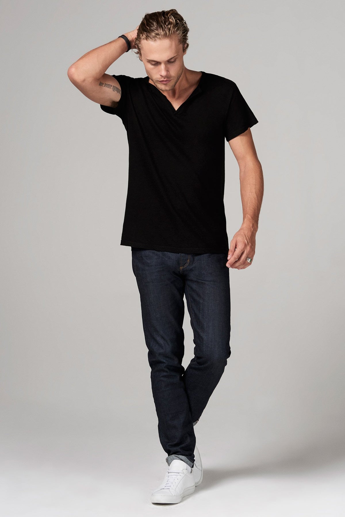 MAATEE&SONS 極みCOTTON V NECK TEE MAATEE&SONS 極みCOTTON V NECK TEE | MusterWerk