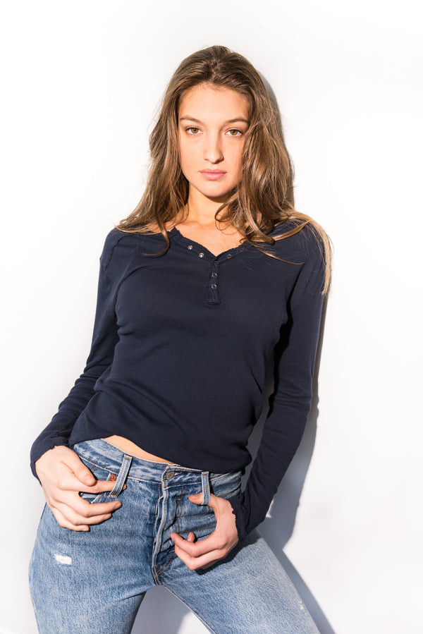 WOMEN'S HENLEY LONG SLEEVE RIB SHIRT - NAVY