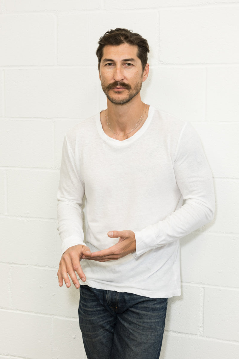 Men's Linen Blend Wide Cuff Long Sleeve Tee — White