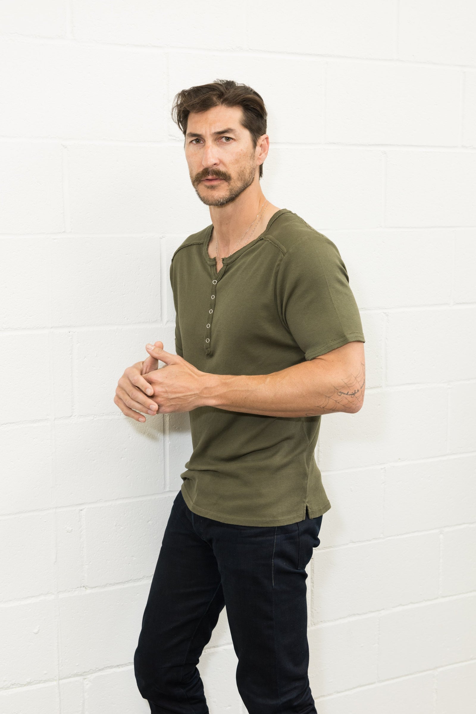 【BAON】[unisex] Mitlo Henryneck Pigment Over Short Sleeve T Mens Henley Shirt Casual Slim Fit Short Sleeve Lightweight