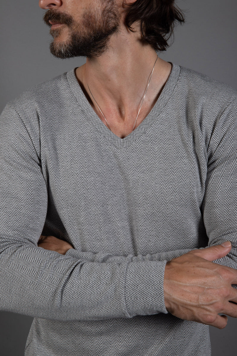 Westin Herringbone V-Neck Sweater — Grey/White Herringbone