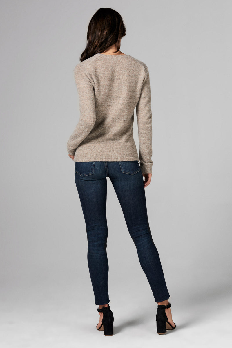 WOMEN'S MELANGE KNIT V-NECK PULLOVER SWEATSHIRT - CAMEL — CAMEL