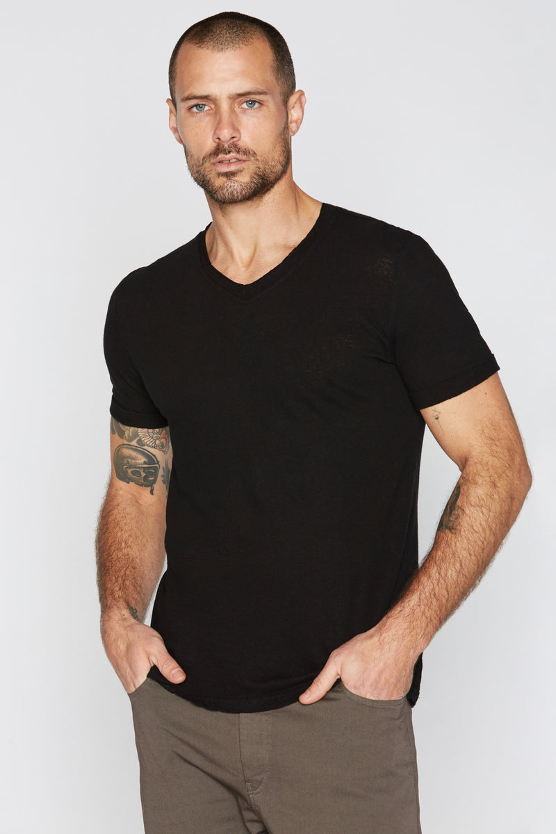 Men's Cotton Linen V-Neck Tee — Black